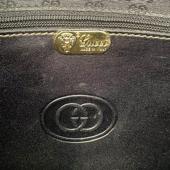 Vintage Gucci Black Monogram GG Leather Flap Turnlock Crossbody Bag - Picture 17 of 17